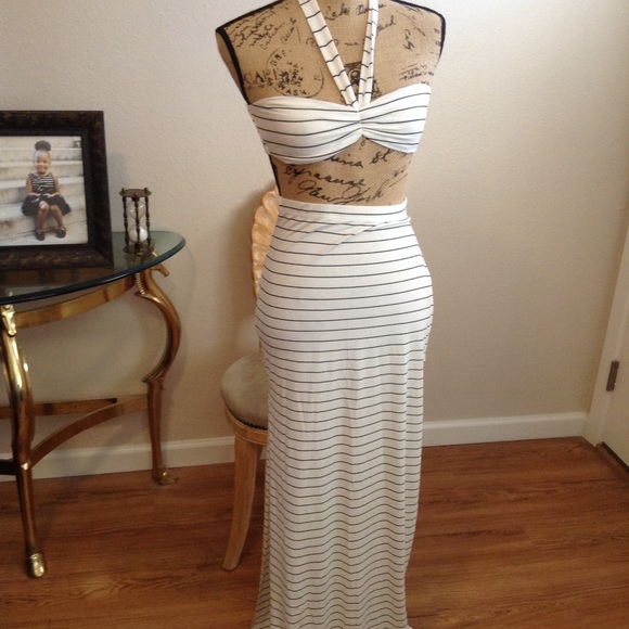 Tobi 2pc Striped Halter & Skirt - Picture 2 of 6